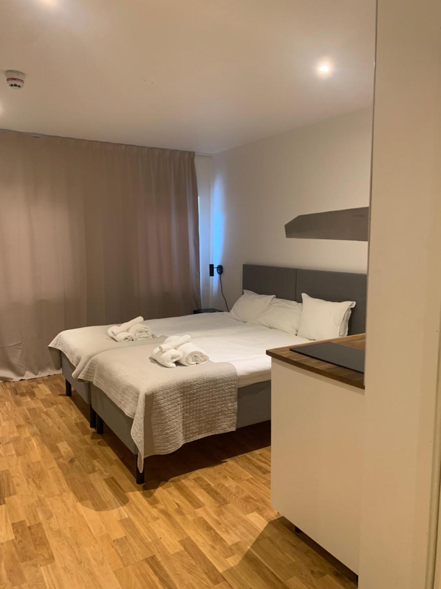 Edsviken Hotell Ab Соллентуна Экстерьер фото