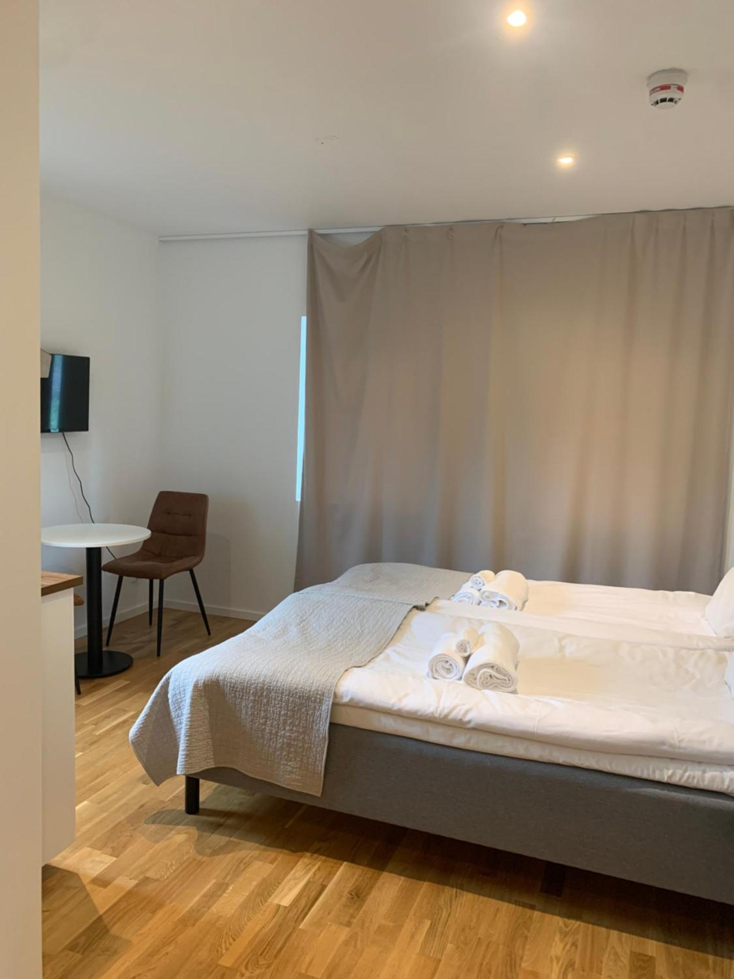 Edsviken Hotell Ab Соллентуна Экстерьер фото