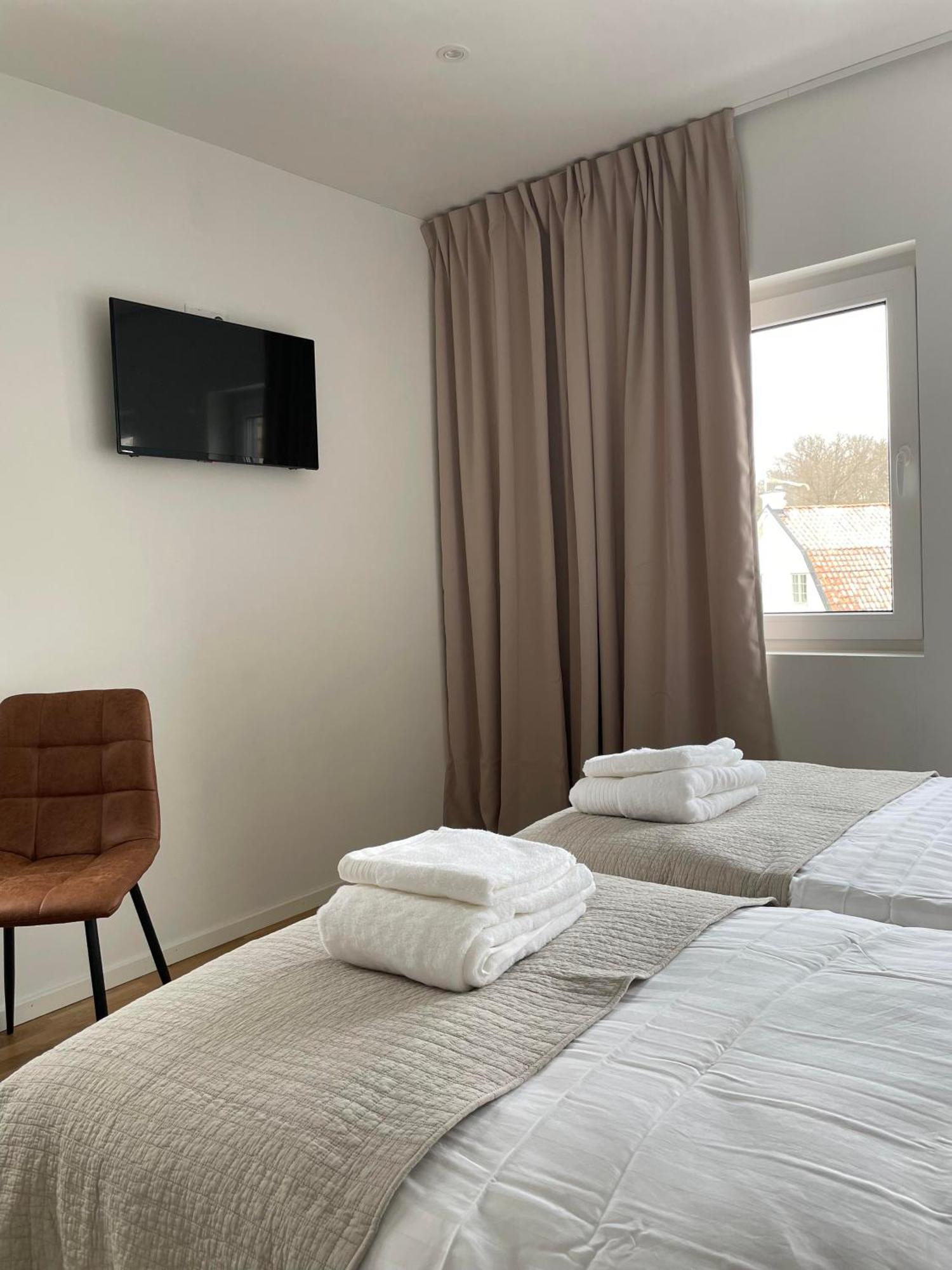 Edsviken Hotell Ab Соллентуна Экстерьер фото